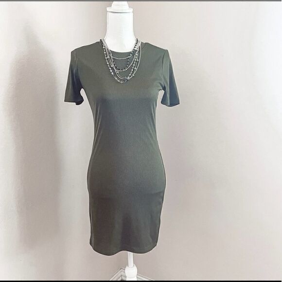 Forever 21 Olive Green Sweater Bodycon Mini Dress; SZ M; Good Condition - Picture 2 of 8